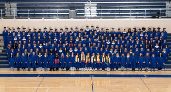 The 2026 Senior Class Photo